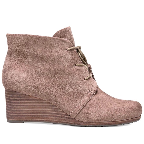 Dr. Scholl's Shoes - 🆕 Dr. Scholl’s Heels! Cute Never Used Heels Wedges